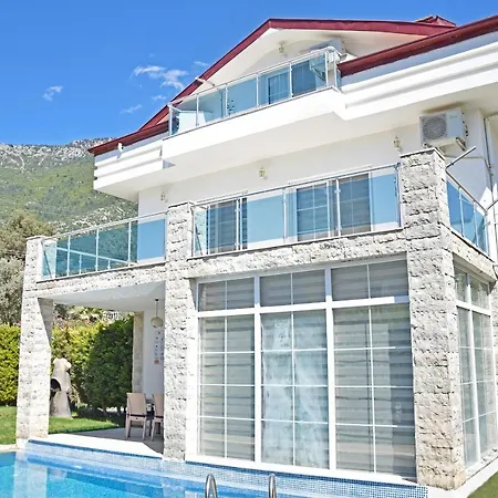 Melis Villa